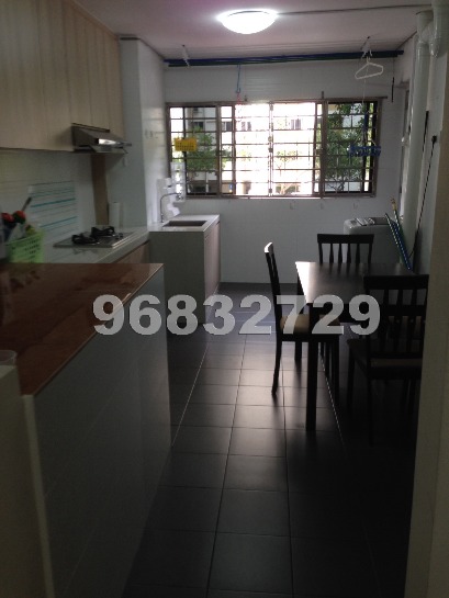 Blk 432 Clementi Avenue 3 (Clementi), HDB 3 Rooms #430242